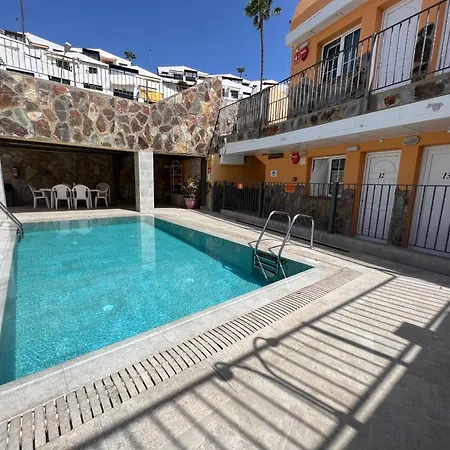 Daire Patalavaca Pool & View